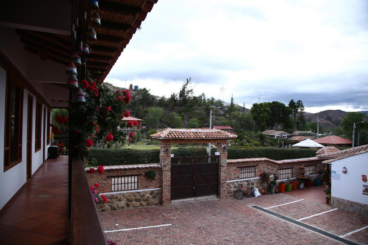 Hotel Villa Alegria Sachica Exterior photo