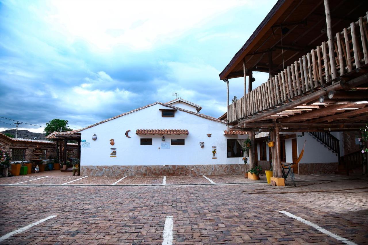 Hotel Villa Alegria Sachica Exterior photo